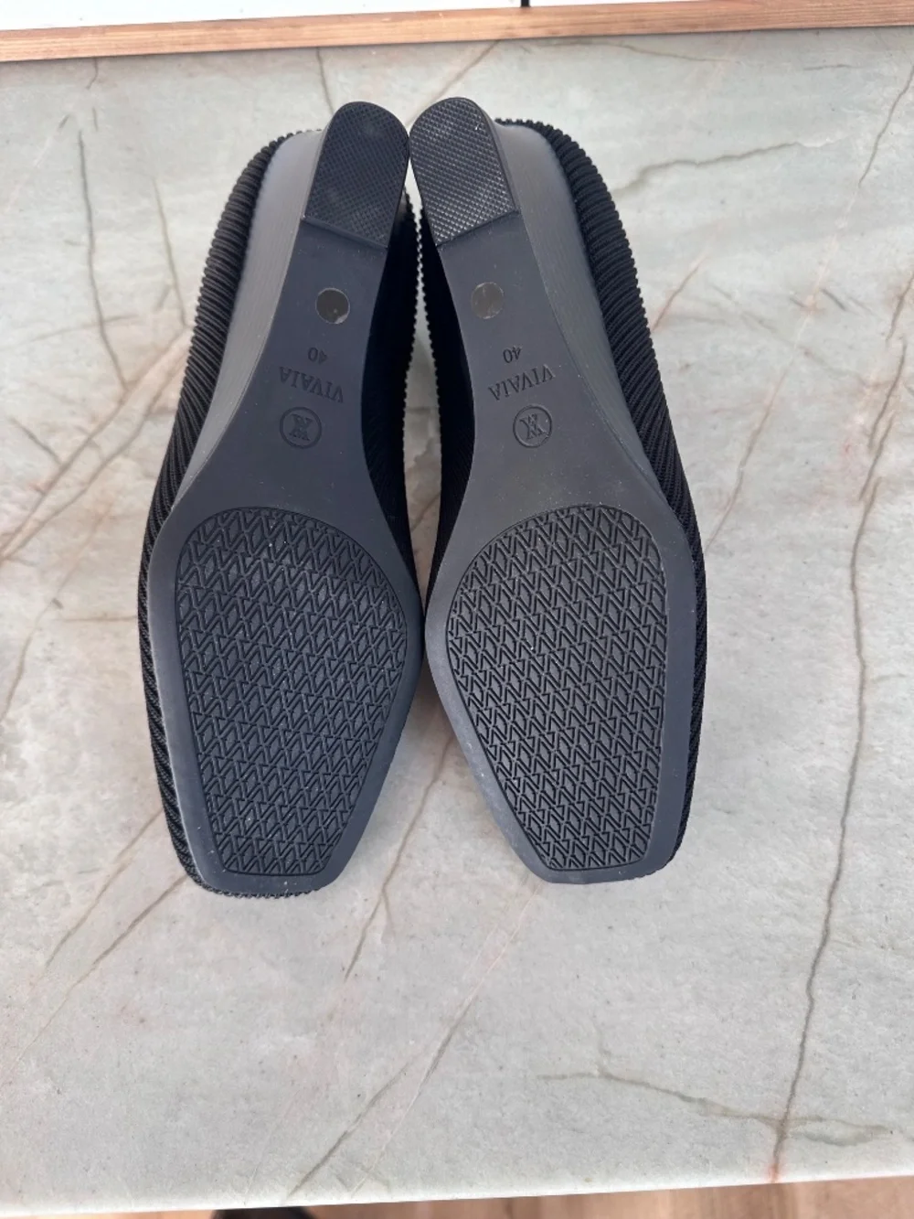 VIVAIA Margot Wedge Pro Black Knit Square Toe Shoes Comfort Size 40 US 9